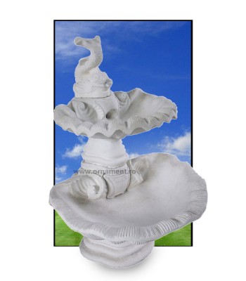 Fantana arteziana Scoica mare cu peste