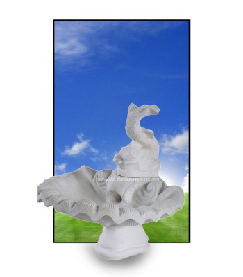 Fantana arteziana Scoica mica cu peste