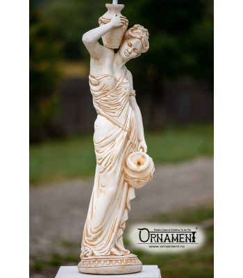 Statueta Fata cu doua Ulcioare