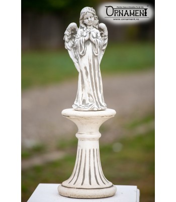 Statueta Ingeras Mic in picioare si Soclu