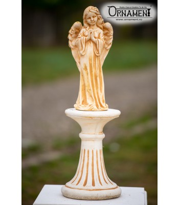 Statueta Ingeras Mic in picioare si Soclu