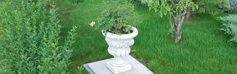 Ghivecele pot transforma gradina in cea mai reusita opera de arta